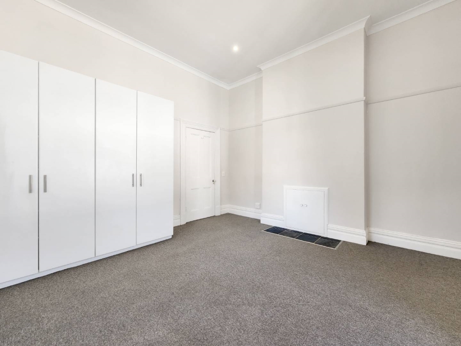 To Let 3 Bedroom Property for Rent in Sea Point Western Cape